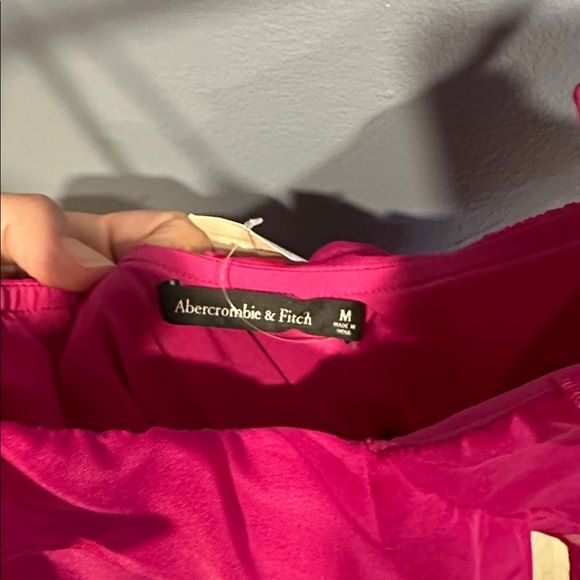 NWT Abercrombie All-Over Ruffle Mini Dress, pink Size Medium - Picture 5 of 8